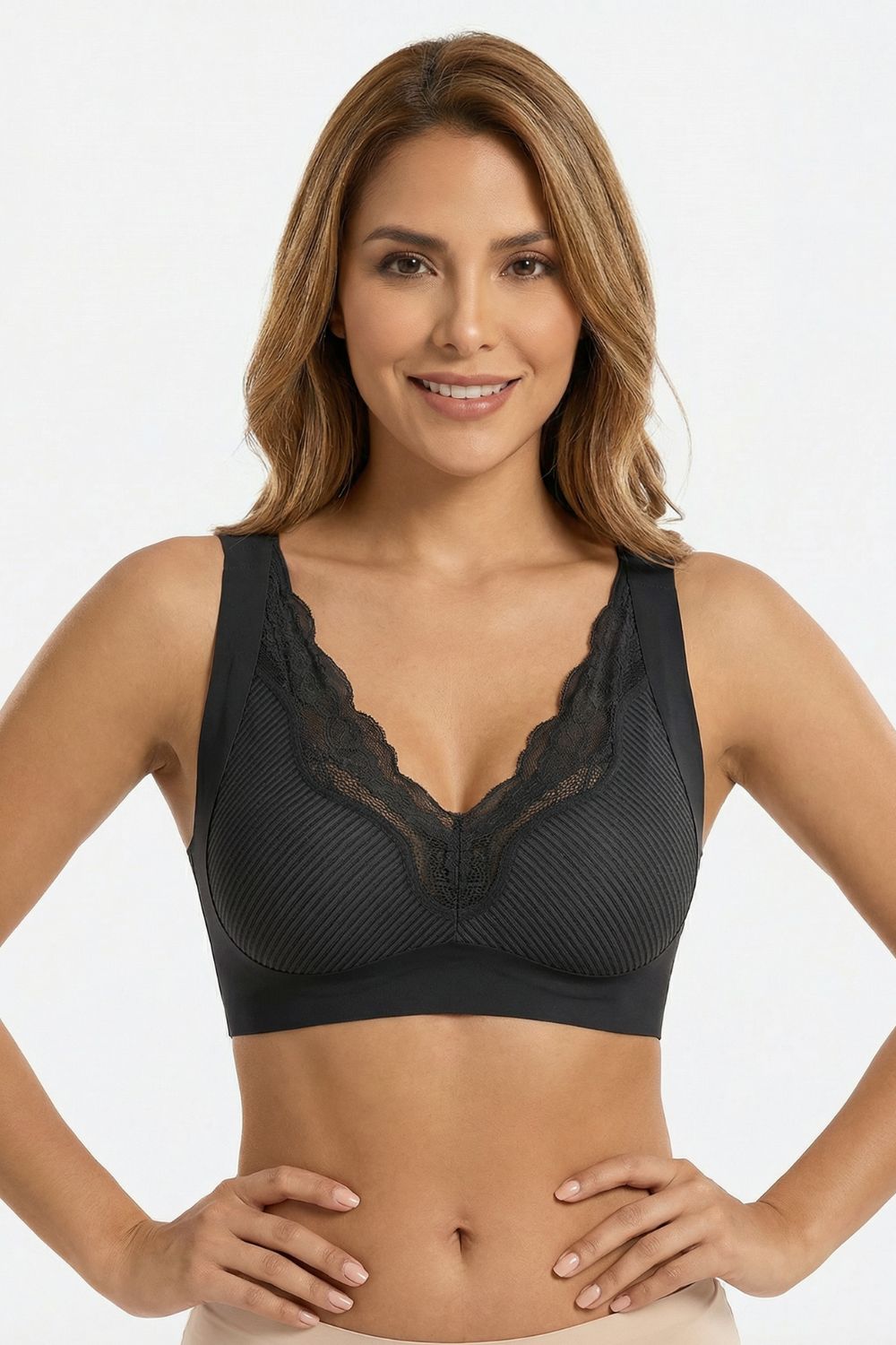 Brasier tecnobra elaborado en microfibra y encaje